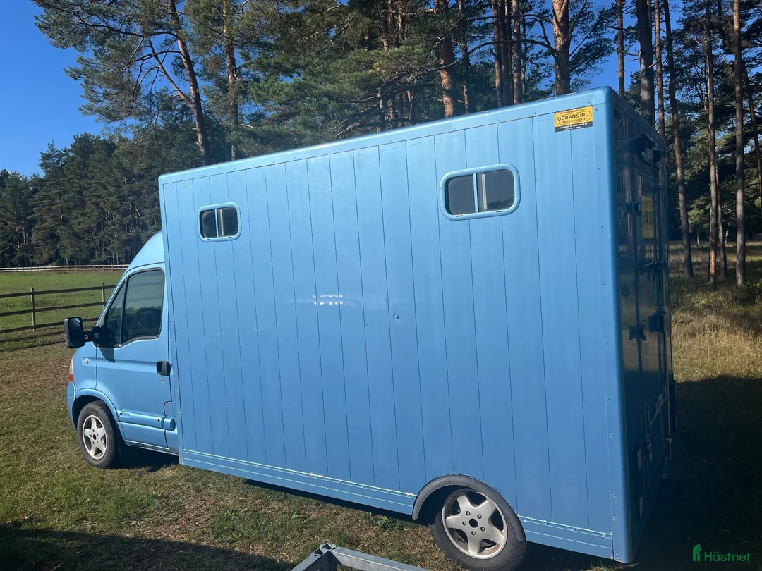 Hästlastbilar  fordon & transport till salu: Renault master - Annons 2