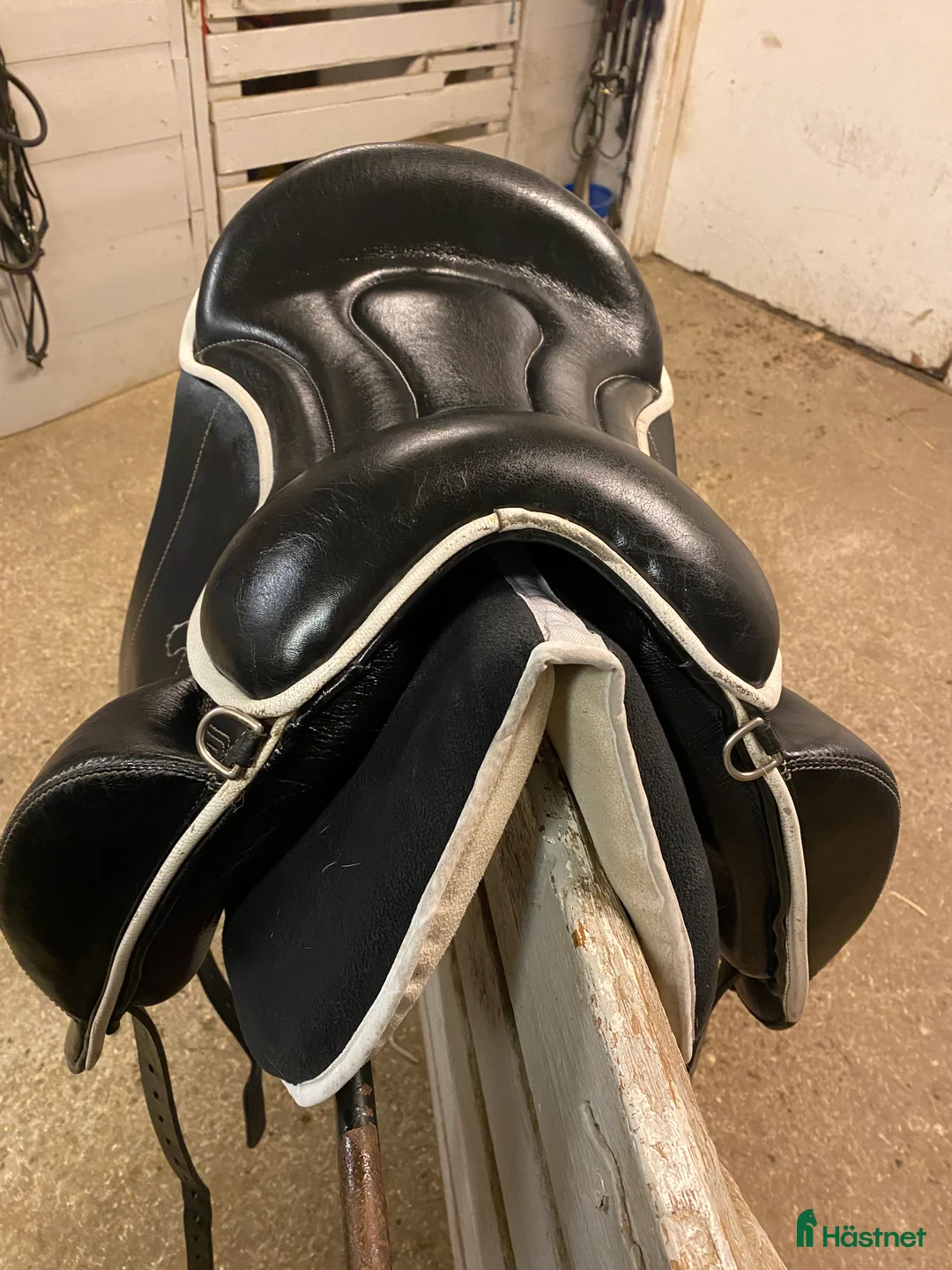 Sadlar hästutrustning till salu: Taur gaiter III i Färila - Annons 3