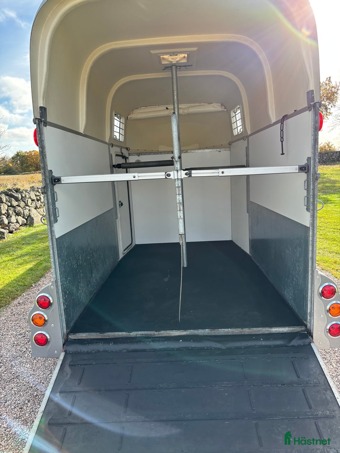 Hästtransporter  fordon & transport till salu: Thule Excellent-07 i Kalmar - Annons 3