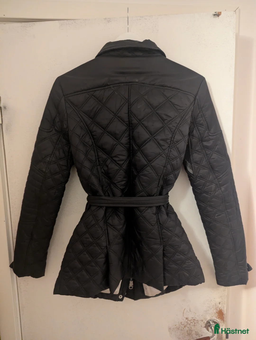 Jackor & Kavajer ryttarutrustning till salu: Jacka från fits. i Tierp - Annons 2