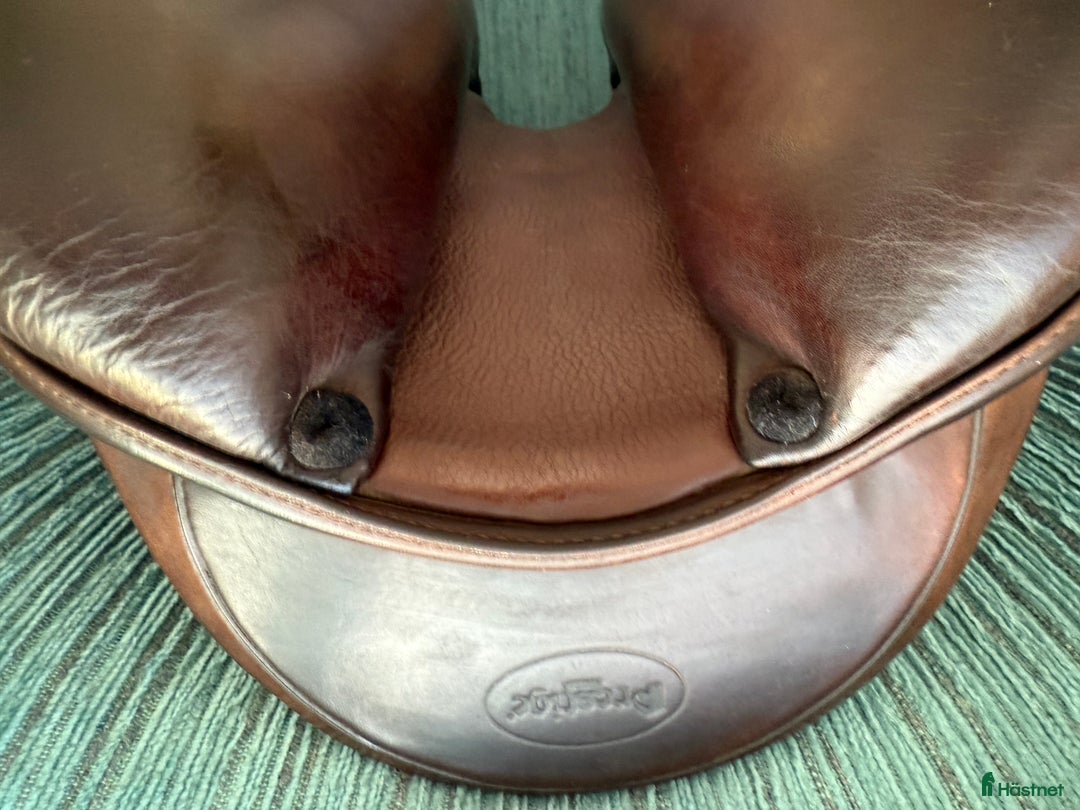 Sadlar hästutrustning till salu: Prestige D1 Zero K brun 17’ M  i Västervik - Annons 12