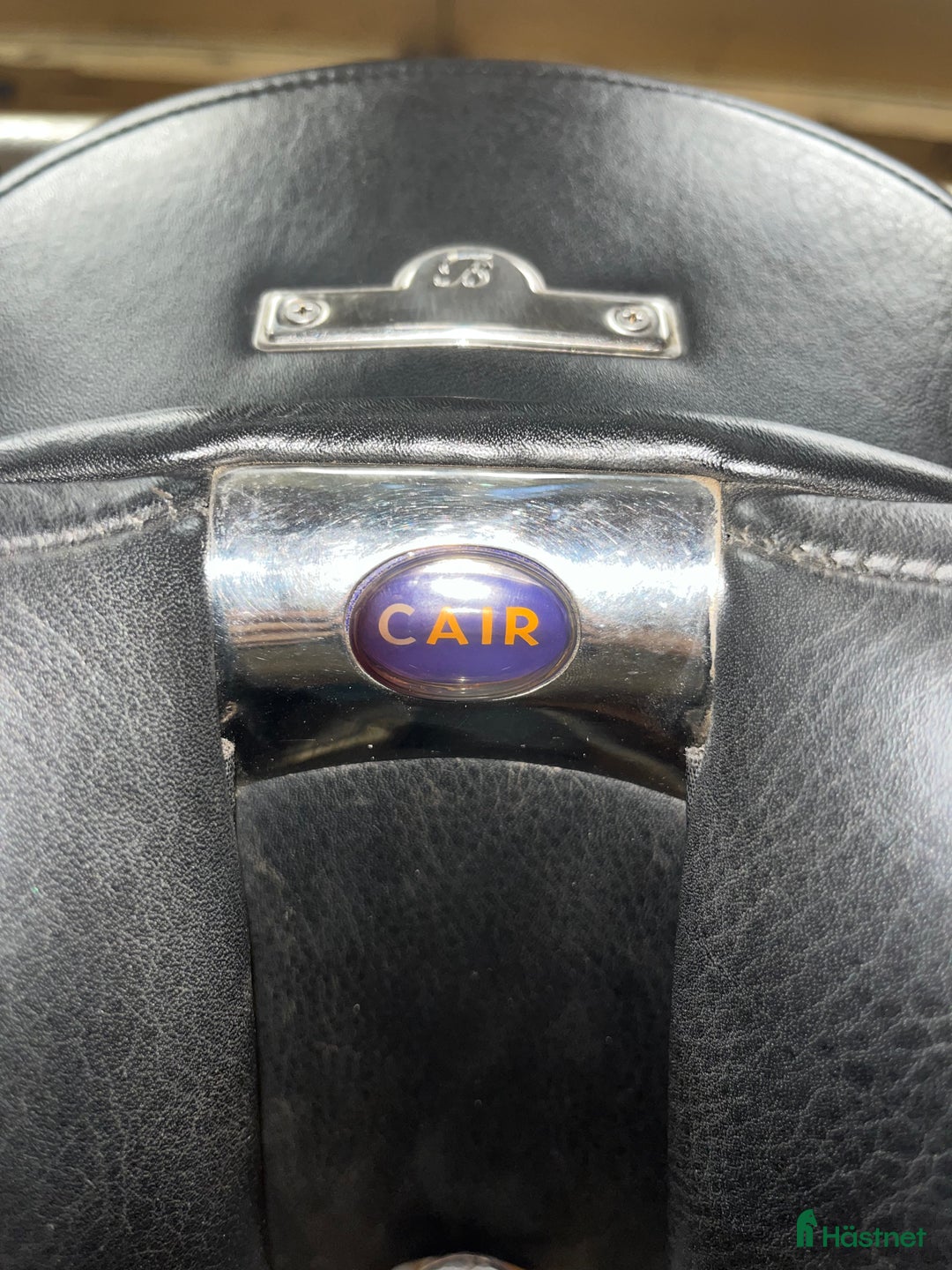 Sadlar hästutrustning till salu: Isabell Werth Bates Cair sadel dressyr i Åkers Styckebruk - Annons 11