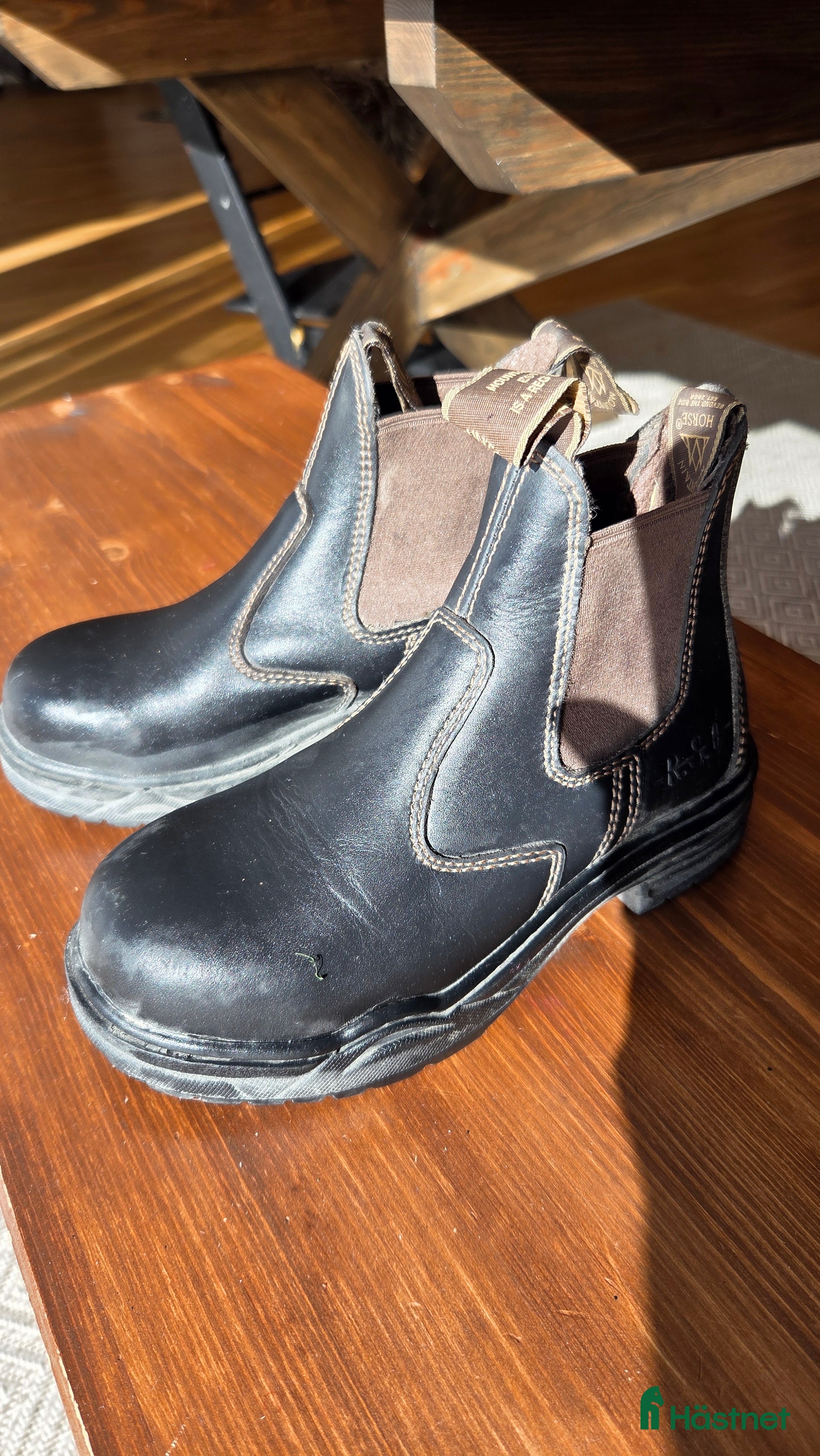 Ridstövlar ryttarutrustning till salu: Fina junior jodphur från mountain horse  i Örnsköldsvik - Annons 3