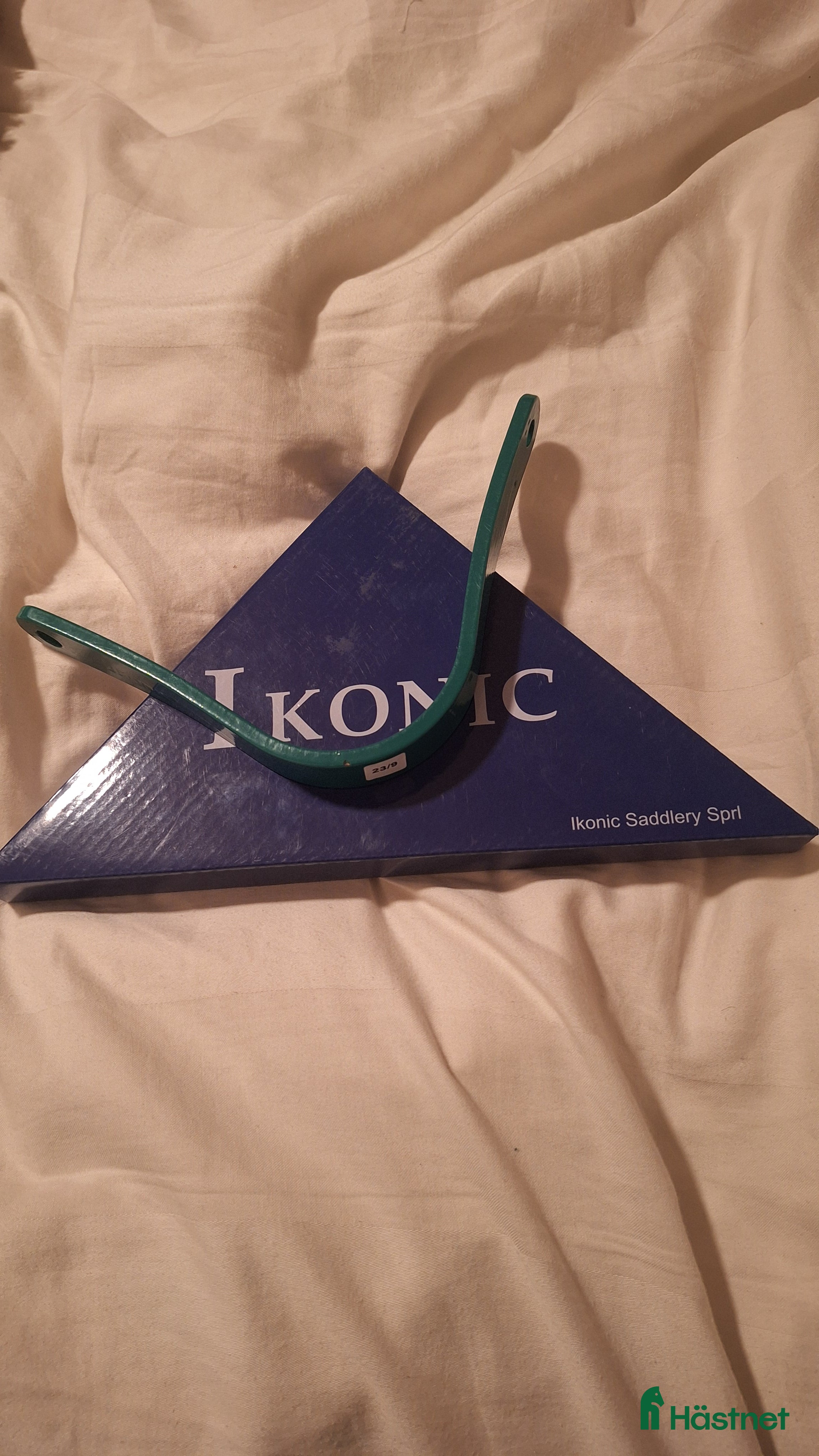 Sadeltillbehör hästutrustning till salu: Ikonic kopp järn  i Sollentuna - Annons 4