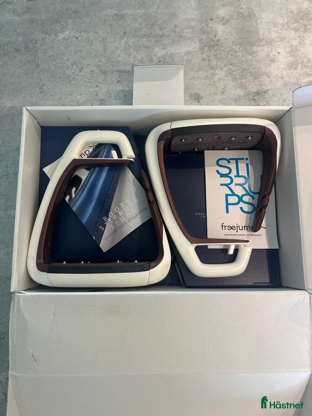 Stigbyglar hästutrustning till salu: Freejump OANVÄNDA  i Ås - Annons 3