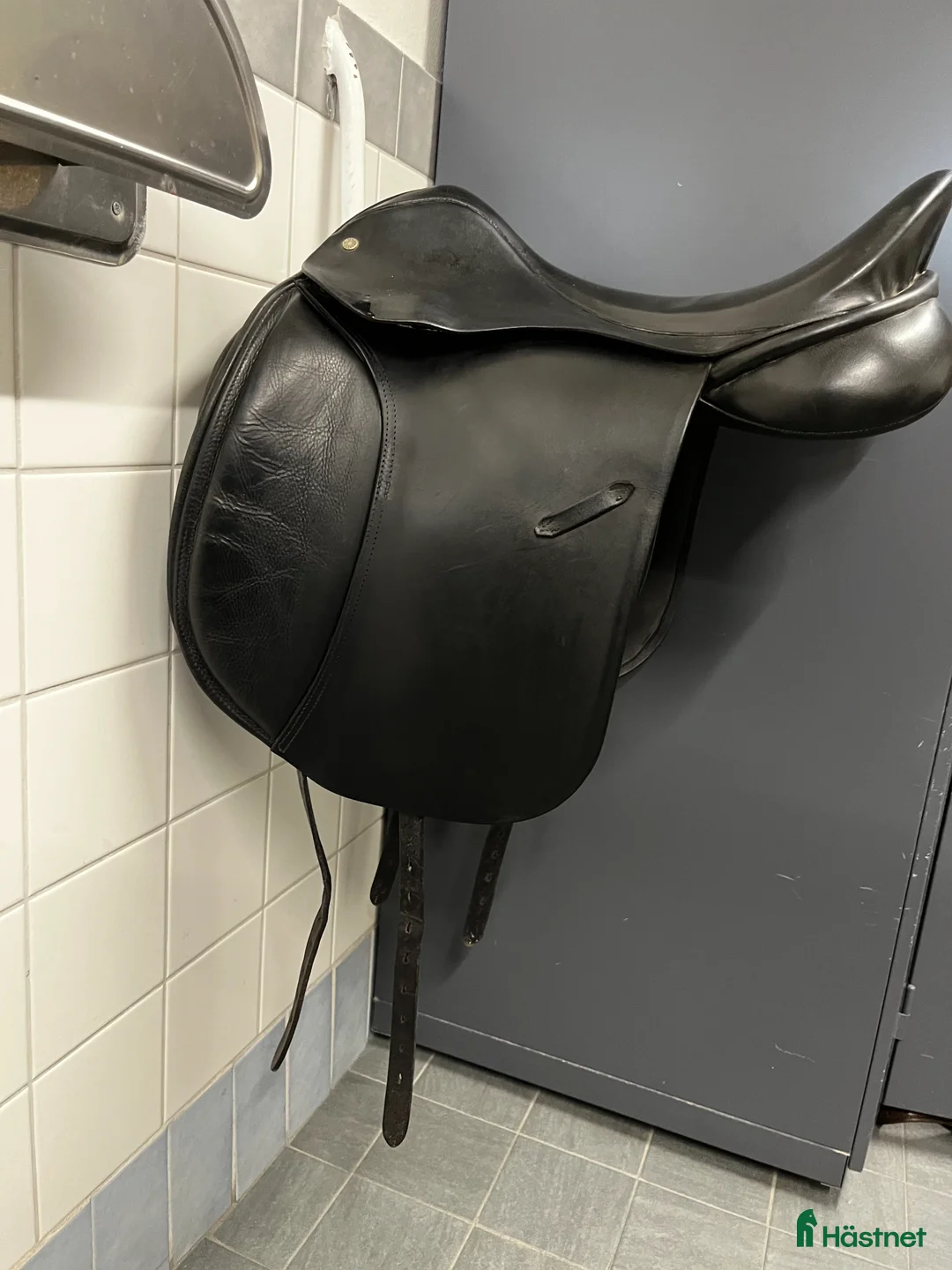 Sadlar hästutrustning till salu: Jensen Amiral i Lidingö - Annons 1