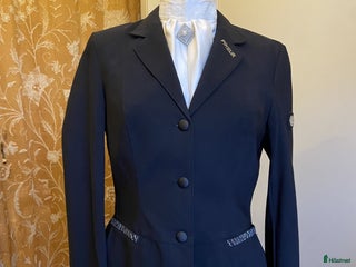 Jackor & Kavajer ryttarutrustning till salu: Pikeur kavaj i Västerhaninge - Annons 8