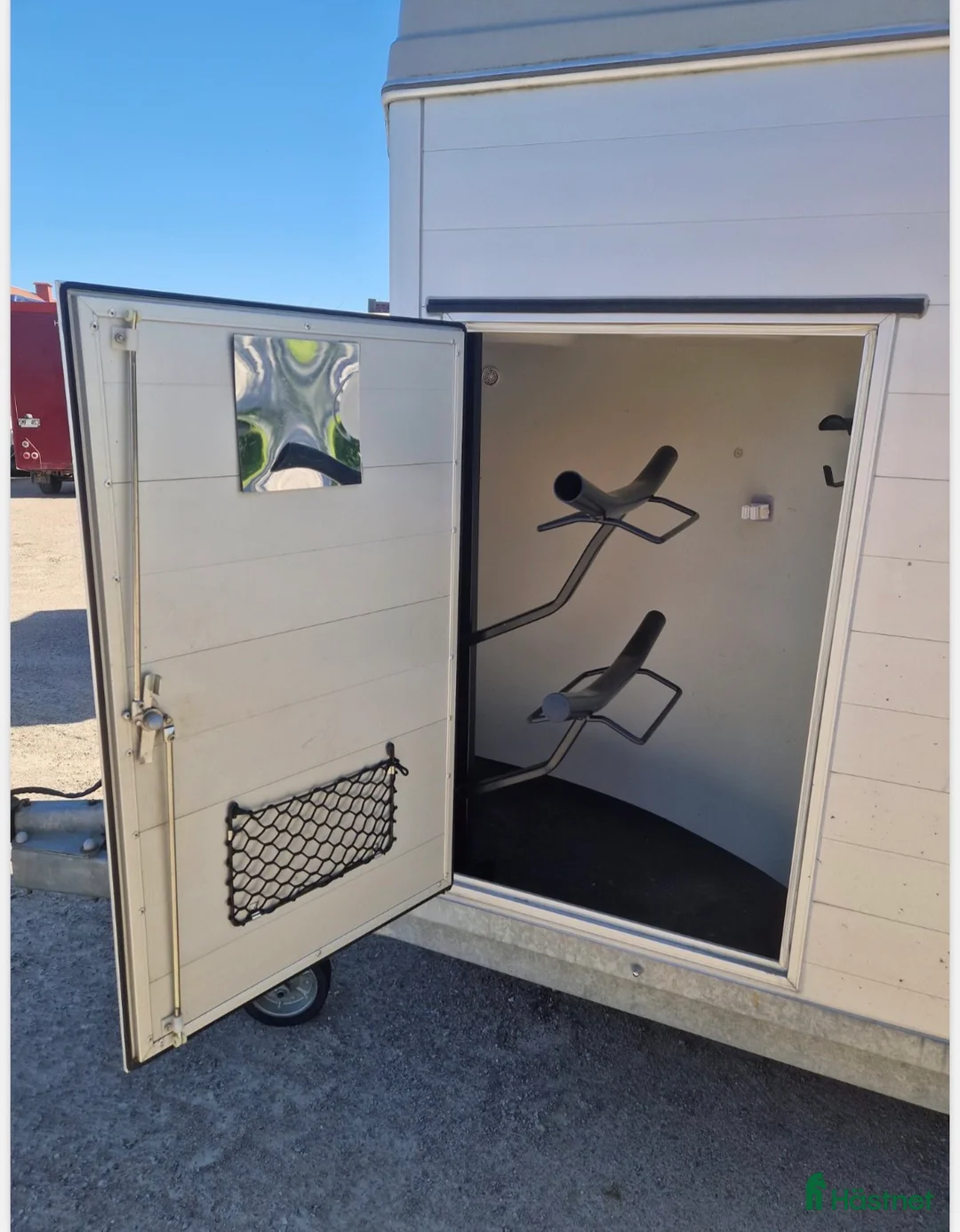 Hästtransporter  fordon & transport till salu: Hästtransport Cheval aluminium låg tjänstevikt  - Annons 6