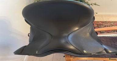 Sadlar hästutrustning till salu: Dressyrsadel  Spaldig Finesse i Sävedalen - Annons 11