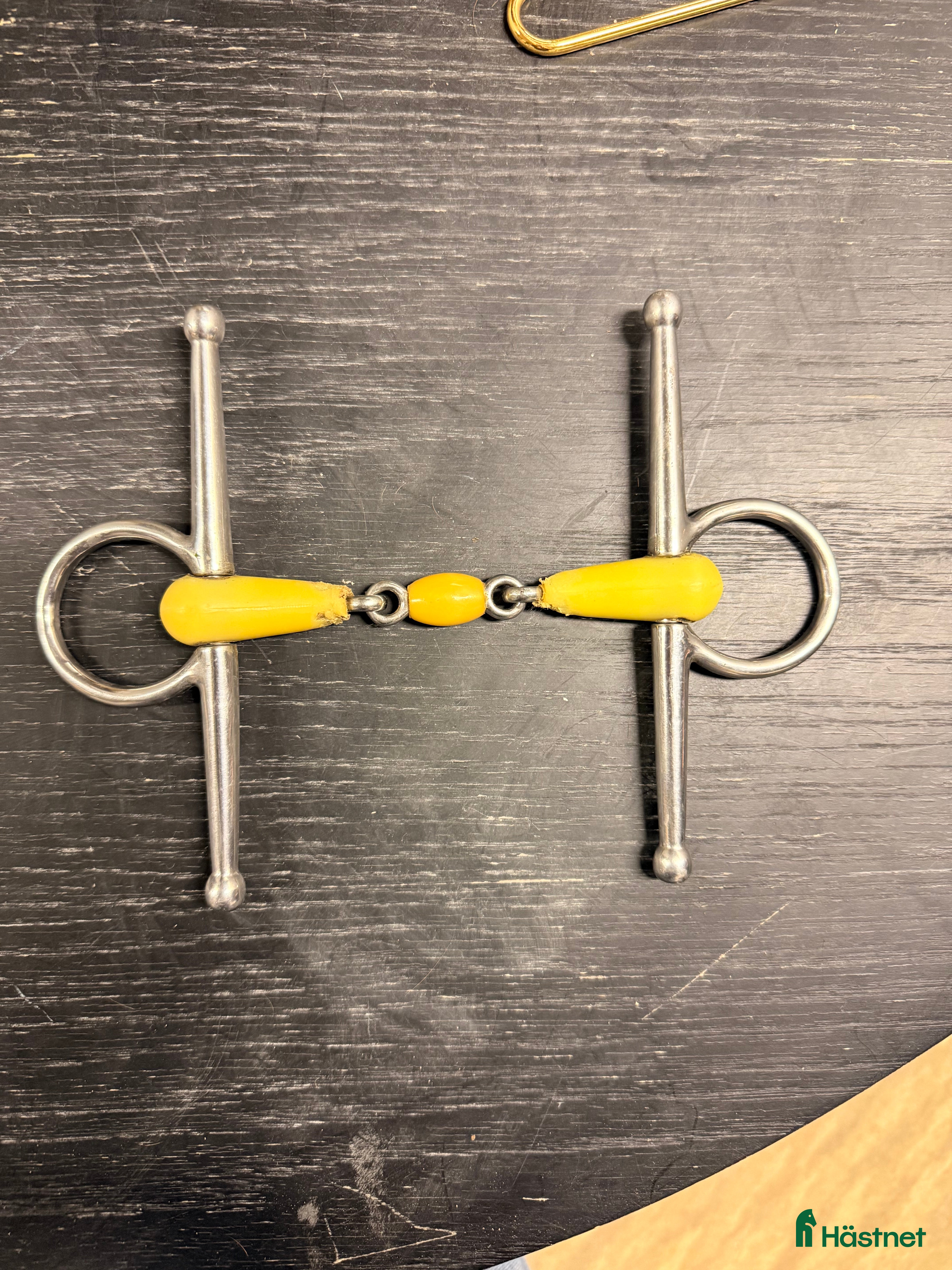 Bett hästutrustning till salu: 2 olika bett i Vellinge - Annons 2