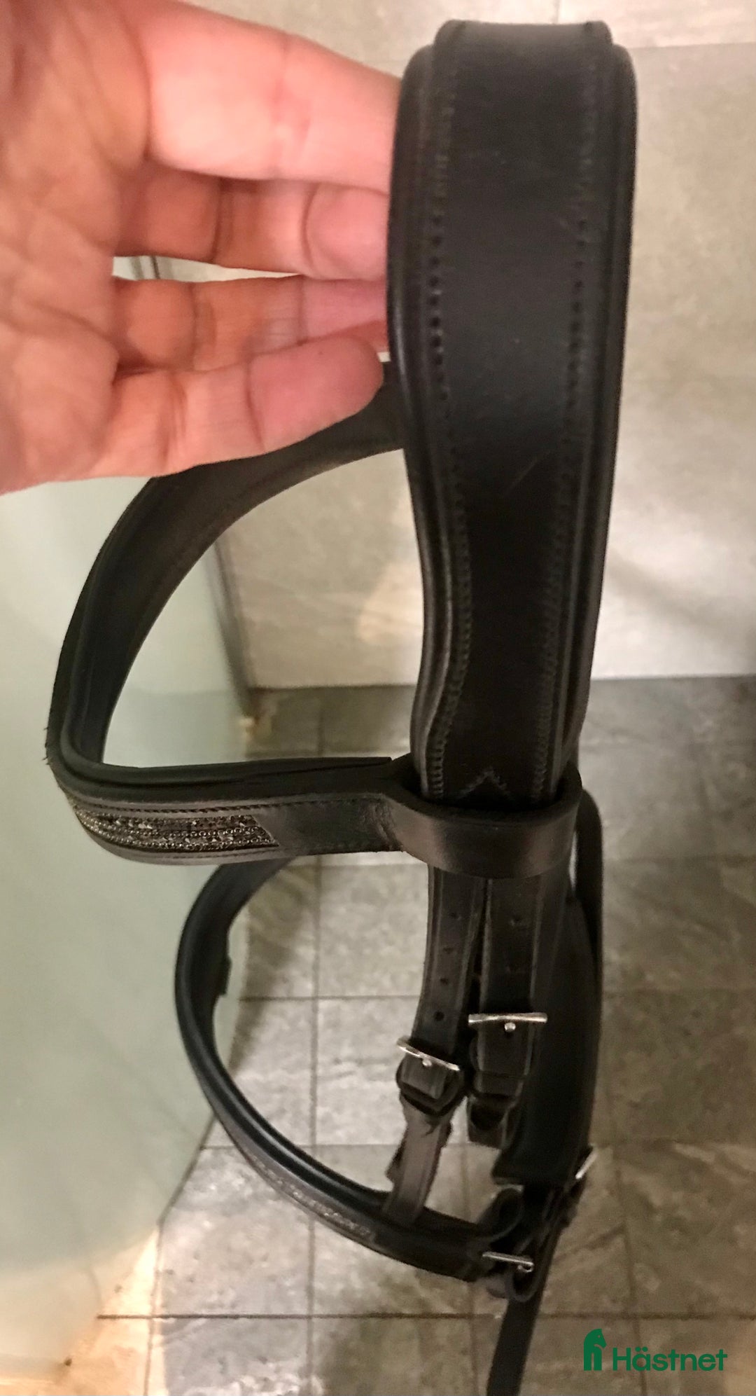 Träns hästutrustning till salu: Dressyr träns Stl Cob i Björklinge - Annons 4