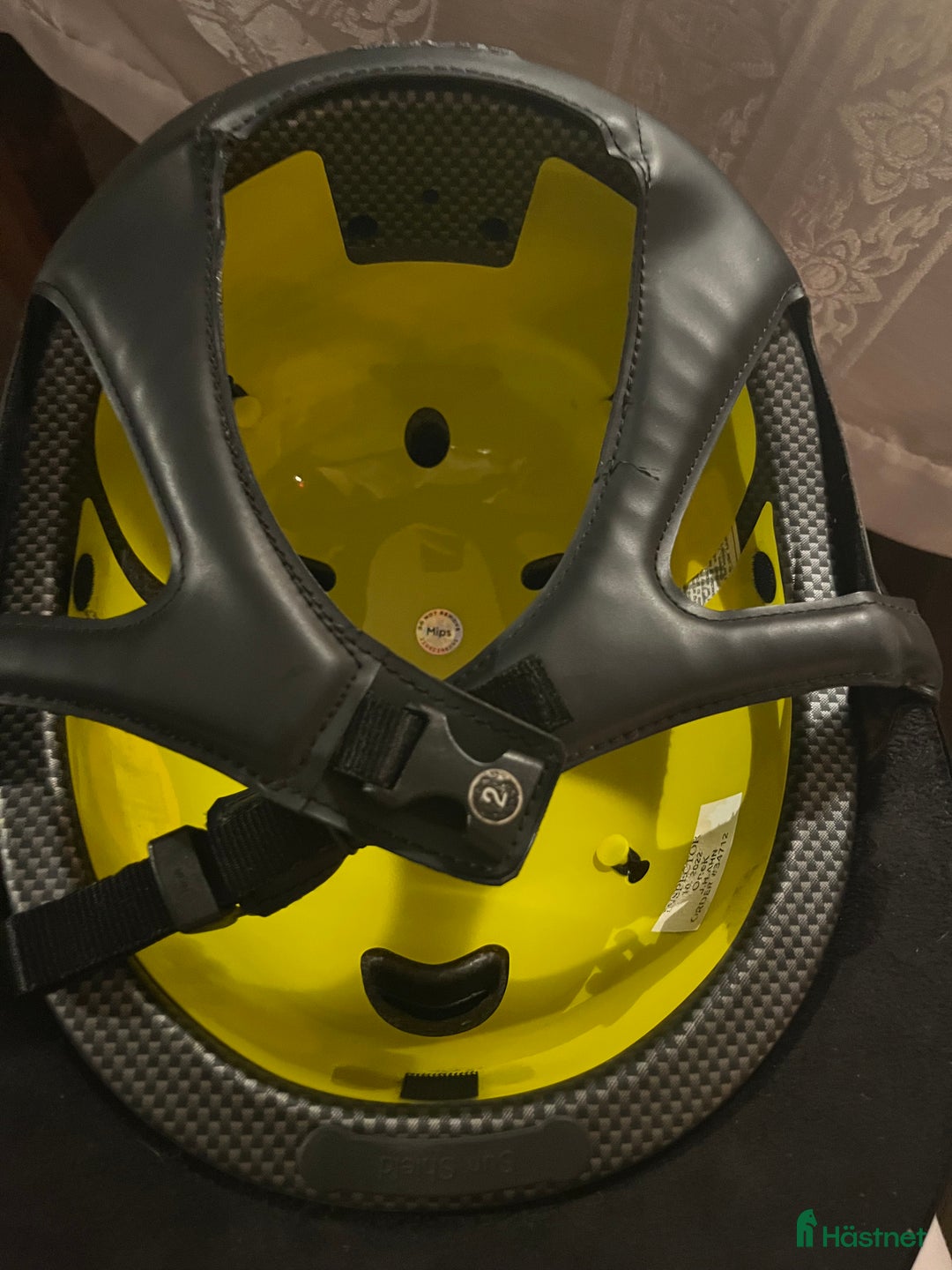 Hjälmar ryttarutrustning till salu: OneK  i Visby - Annons 2