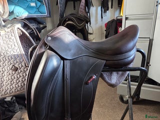 Sadlar hästutrustning till salu: Equipe olympia 2019 i Skultuna - Annons 1