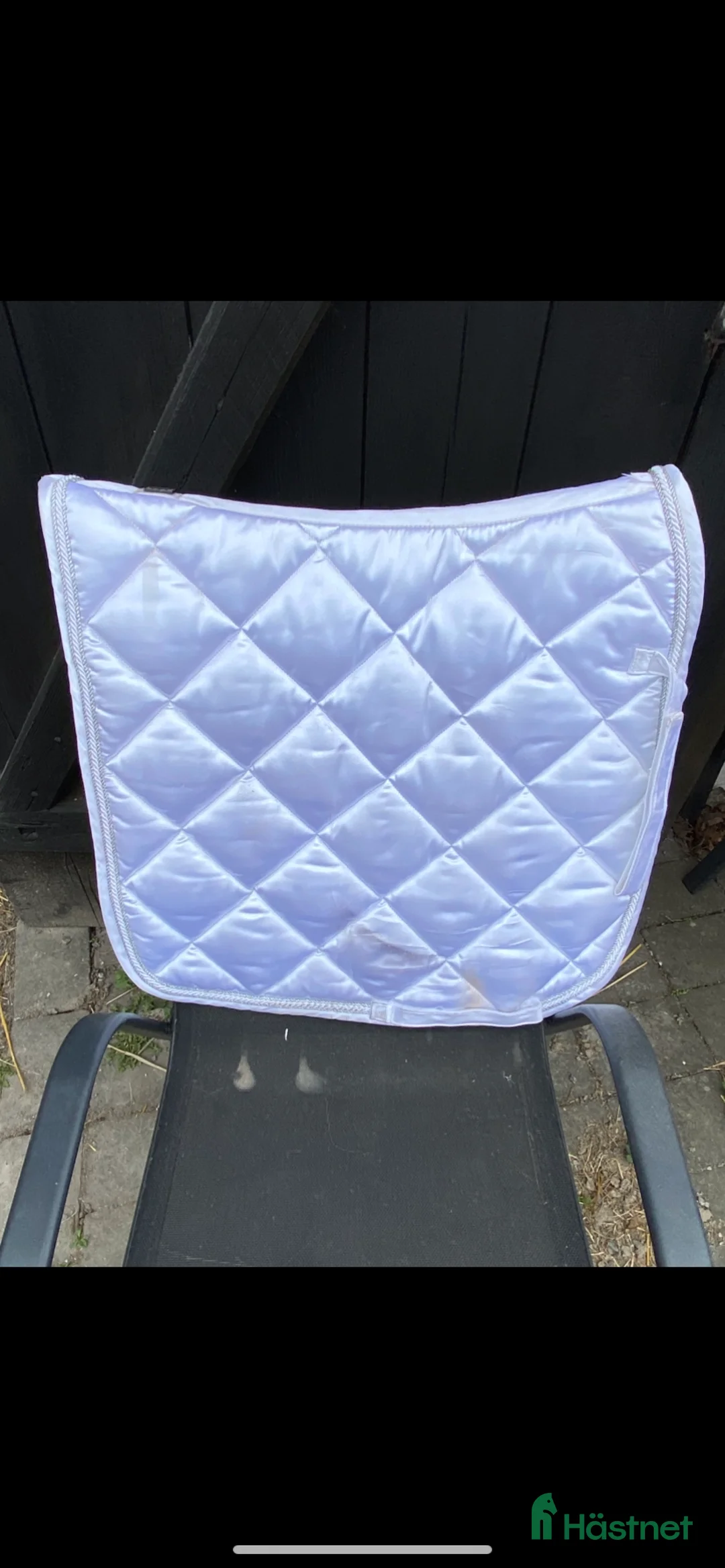 Schabrak & Vojlockar hästutrustning till salu: Vitt Eskadron  i Färentuna - Annons 1