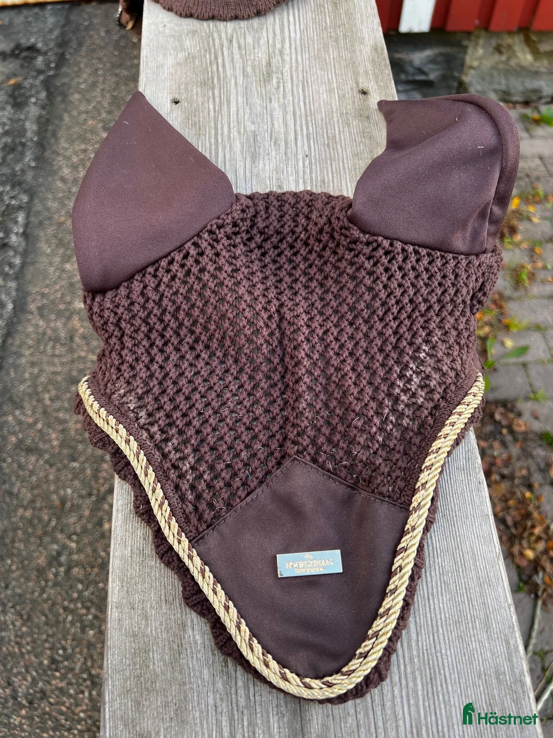 Schabrak & Vojlockar hästutrustning till salu: Fina Equiline dressyrschabrak och huvor  i Kungsbacka - Annons 10