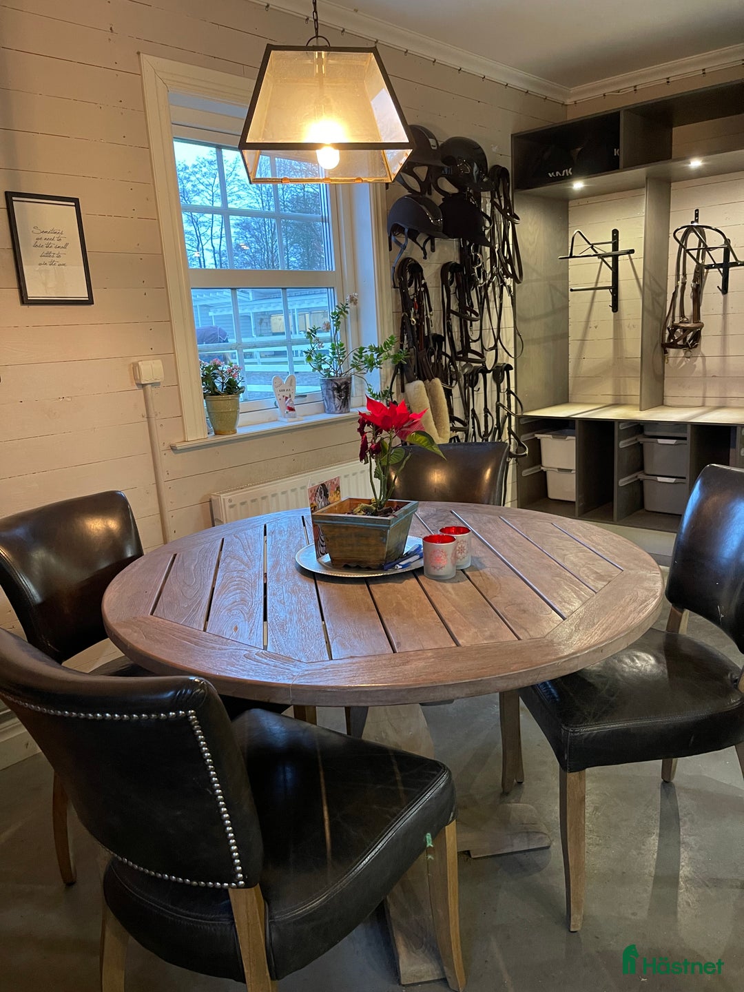  stallplats finnes: 1 eller 2 helinackoderingsplatser erbjudes i Vallda - Annons 4