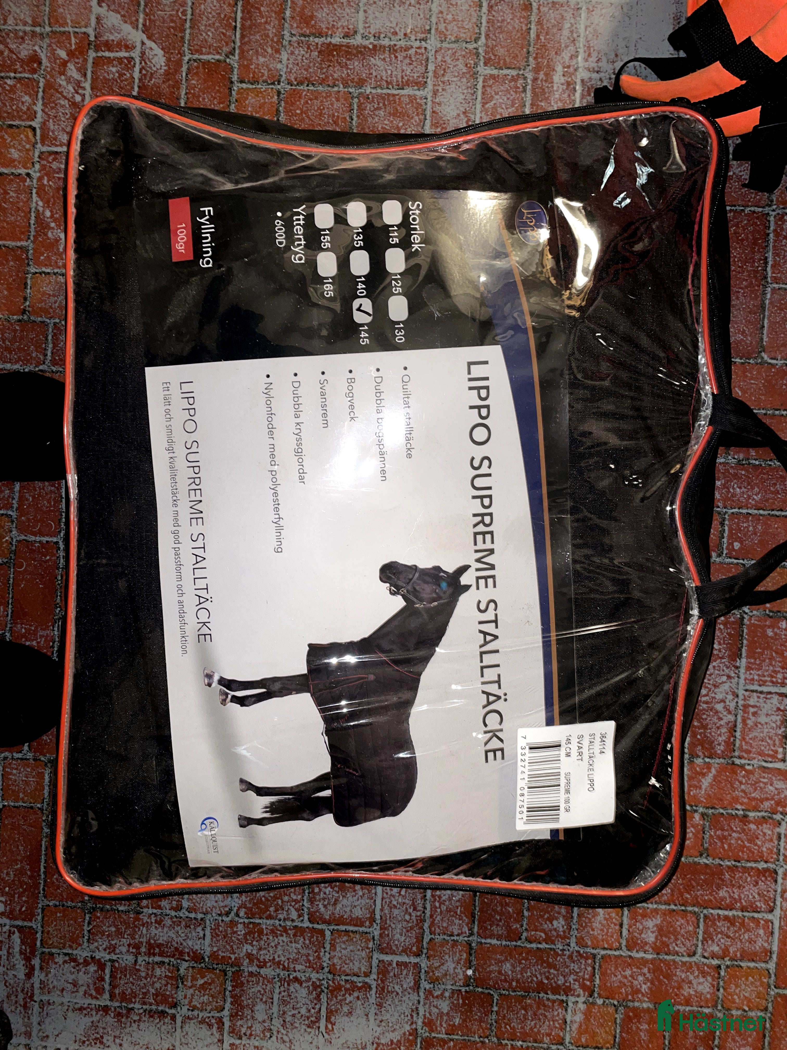 Täcken hästutrustning till salu: Lippo Stalltäcke 100g  i Lindesberg - Annons 7