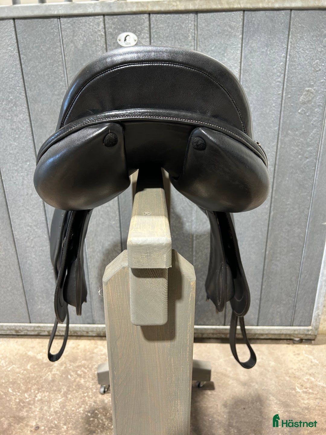 Sadlar hästutrustning till salu: Hoppsadel Jos Lansink i Hästveda - Annons 4