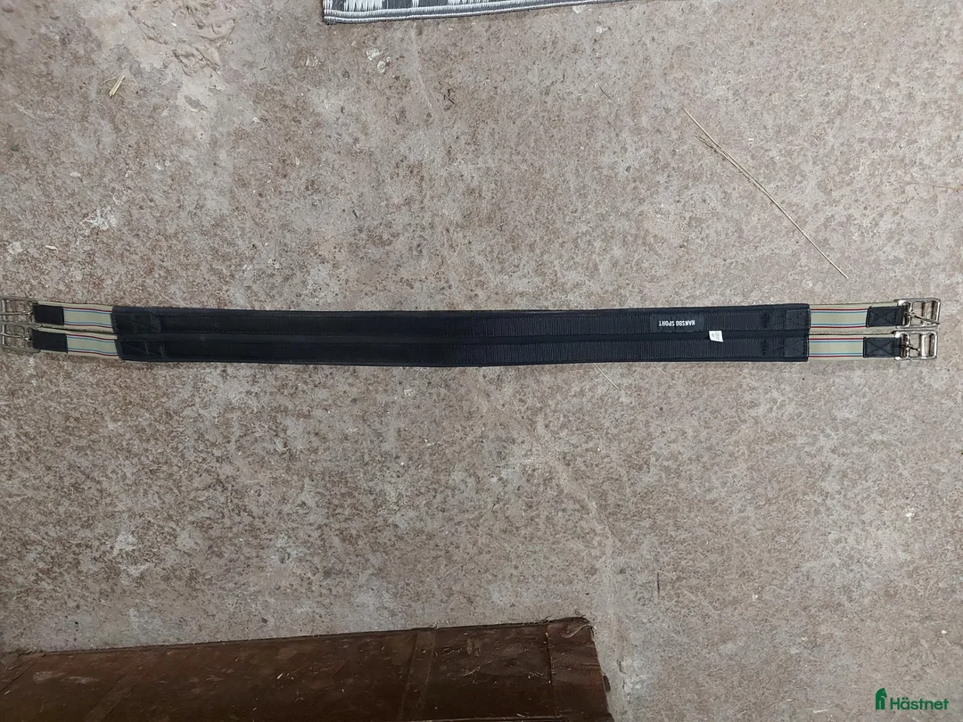 Sadeltillbehör hästutrustning till salu: Sadelgjord 120 cm - Annons 1