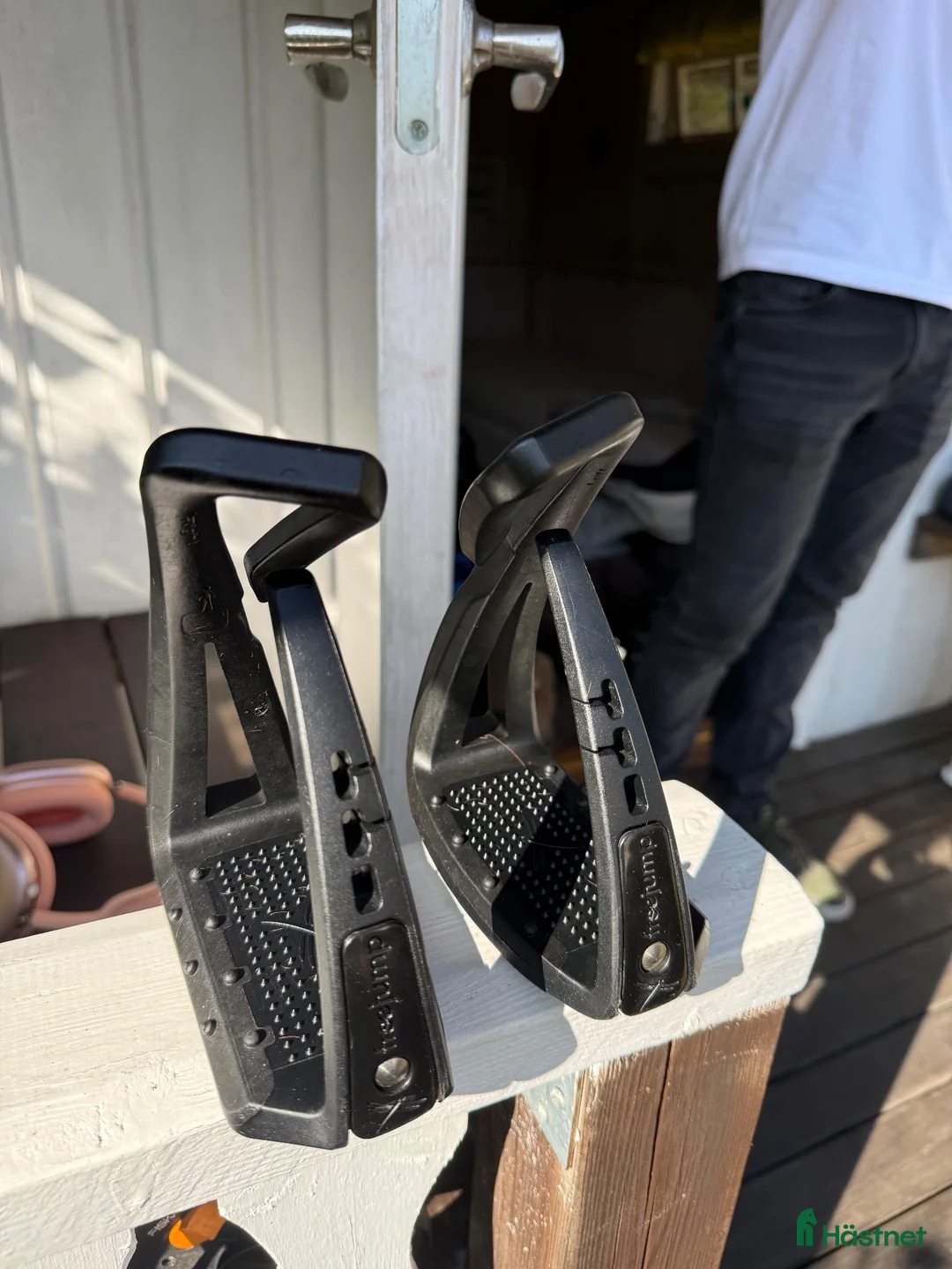 Sadeltillbehör hästutrustning till salu: Soft up lite Freejump stigbyglar - Annons 2