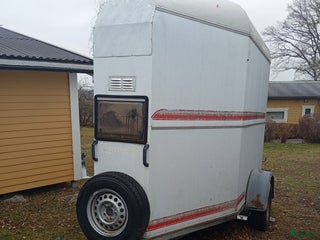 Hästtransporter fordon & transport till salu: Hästtransport i Linköping - Annons 1