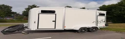 Hästtransporter  fordon & transport till salu: Umesläp B50 - Ett bakåtvänt hästsläp - Annons 1