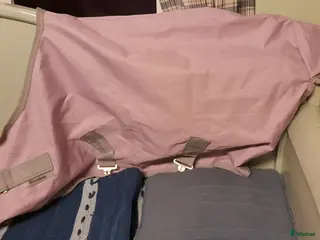 Täcken hästutrustning Mini 70/100 Bucas Turnout Light i Gammelstad - Annons 11