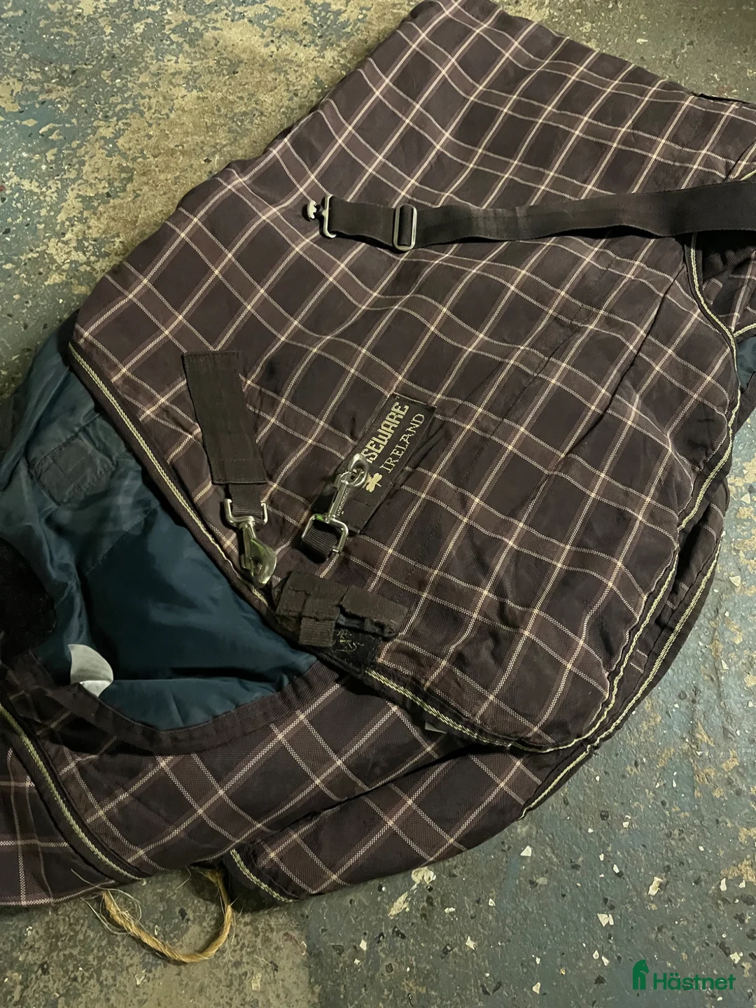 Täcken hästutrustning till salu: Rhino nytvättade - Annons 3