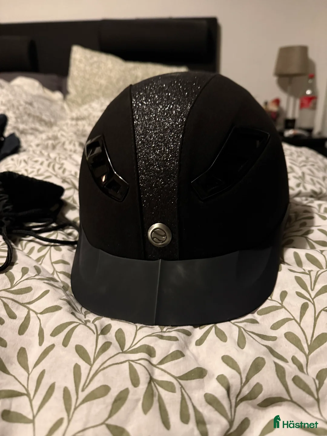 Hjälmar ryttarutrustning till salu: Back on track lynx i Tranås - Annons 4