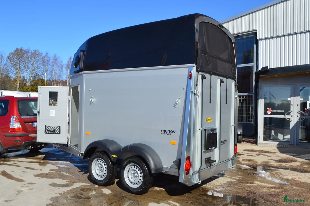Hästtransporter  fordon & transport till salu: Humbaur Equitos Alu i Kvicksund - Annons 4