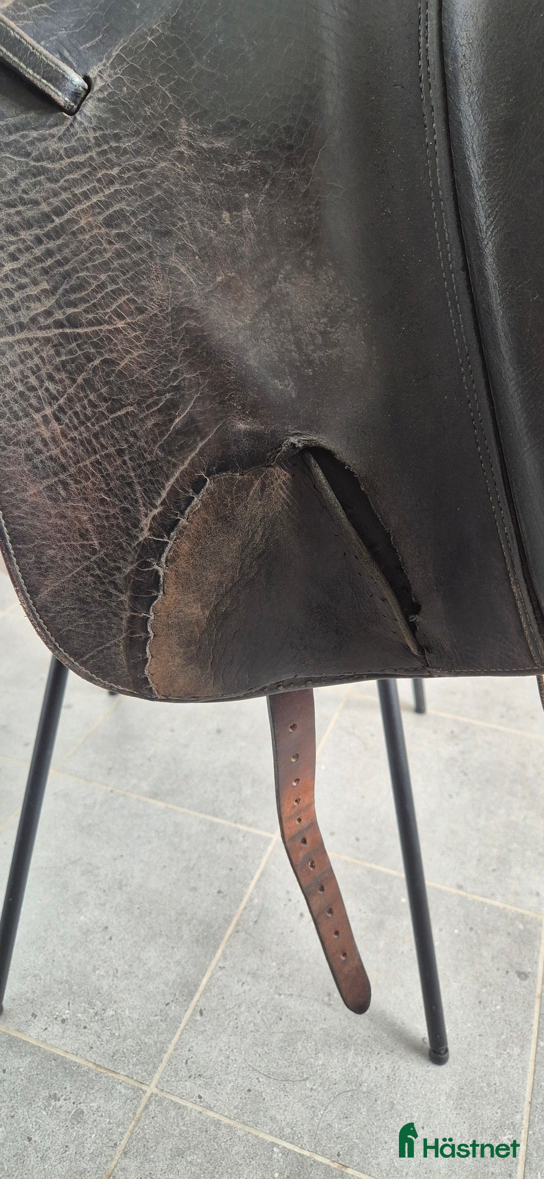 Sadlar hästutrustning till salu: Prestige dressyrsadel 17' i Anderslöv - Annons 6