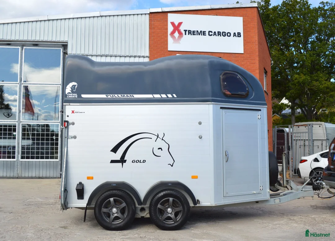 Hästtransporter  fordon & transport till salu: Cheval Gold 2019  Totalvikt 1600kg - Annons 1