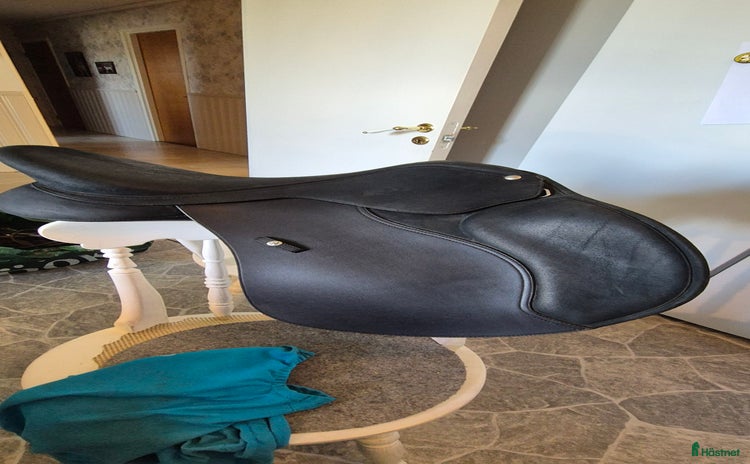 Sadlar hästutrustning till salu i Fagersta - Annons 12