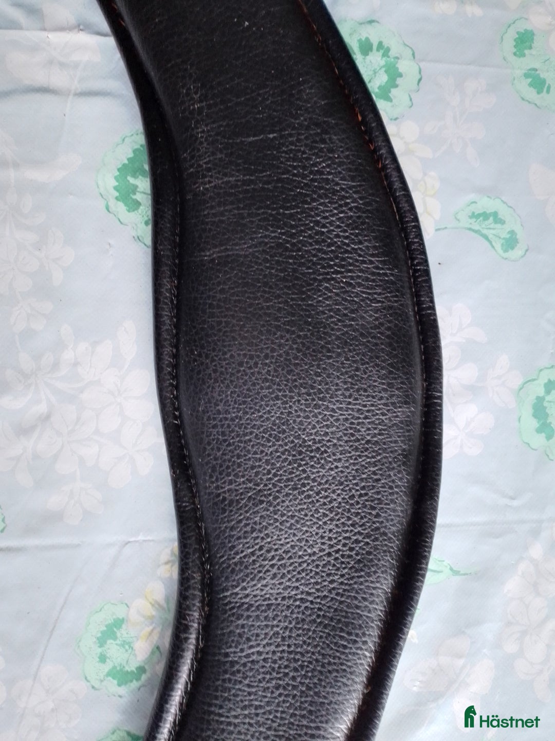 Sadeltillbehör hästutrustning till salu: 70 cm anatomisk sadelgjord. i Fågelmara - Annons 6