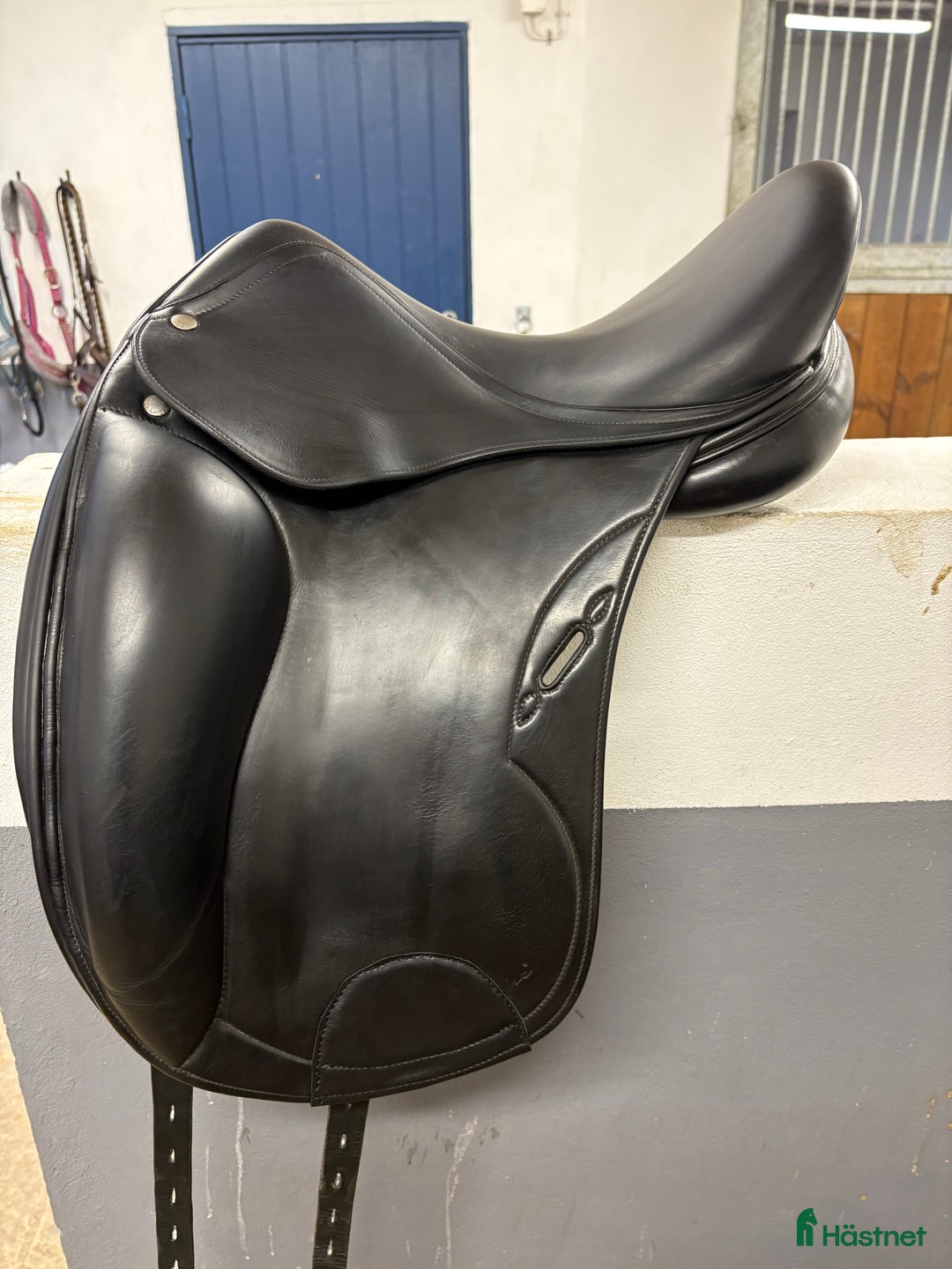 Sadlar hästutrustning till salu: Välskött Equipe oracle 16.5 +1  i Löberöd - Annons 1
