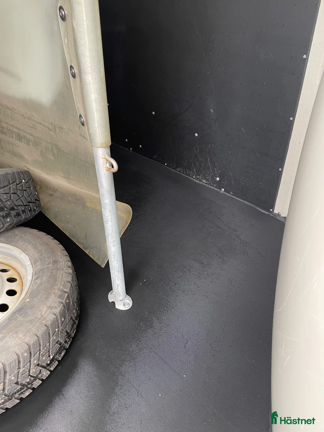 Hästtransporter  fordon & transport till salu: Mkt fin Böckmann  - Annons 13