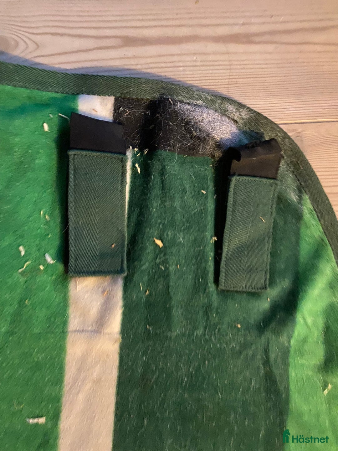 Täcken hästutrustning till salu: Täcke från Nisch i Fjärås - Annons 5