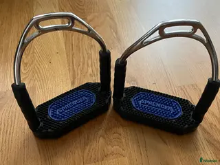 Stigbyglar hästutrustning Sprenger Bow Balance - Annons 4