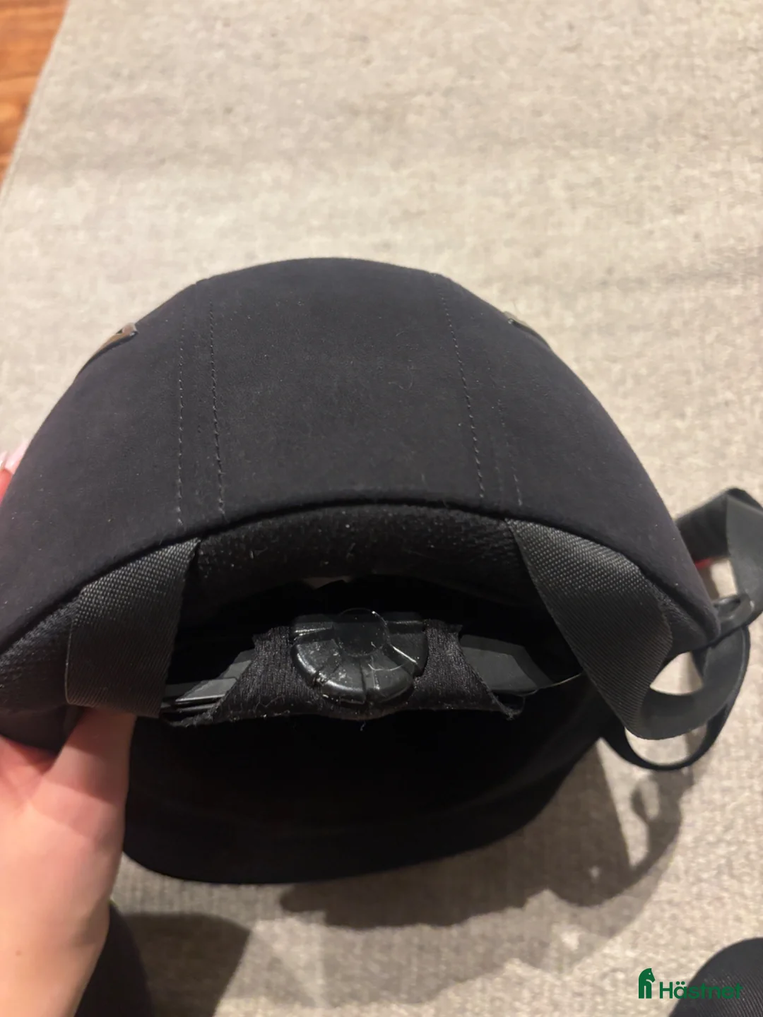 Hjälmar ryttarutrustning till salu: Rid hjälm - Annons 3