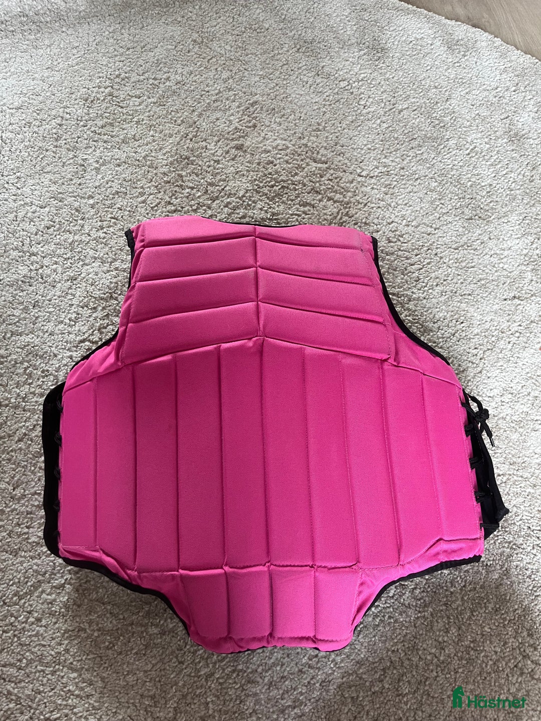 Säkerhetsvästar ryttarutrustning till salu: CRW ridväst rosa i Kil - Annons 3