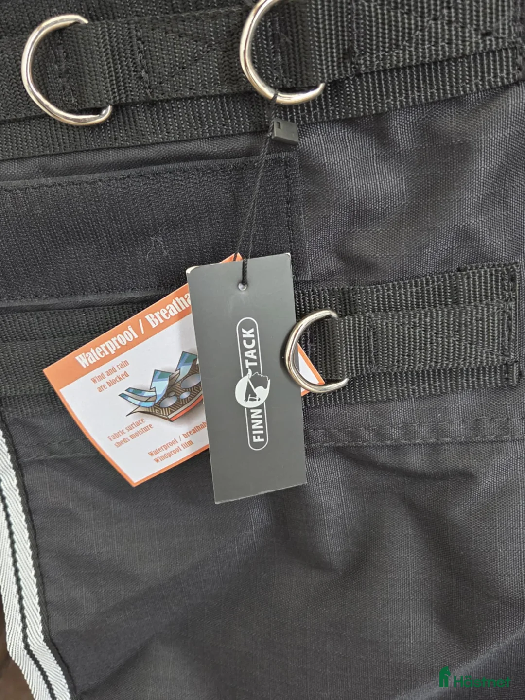 Täcken hästutrustning till salu: Regntäcke - nytt i Virsbo - Annons 2