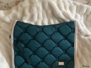 Schabrak & Vojlockar hästutrustning till salu: Amazonite ES-schabrak dressyr💚 i Ekerö - Annons 7