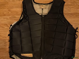 Säkerhetsvästar ryttarutrustning till salu: Racesafe väst i Västerås - Annons 20