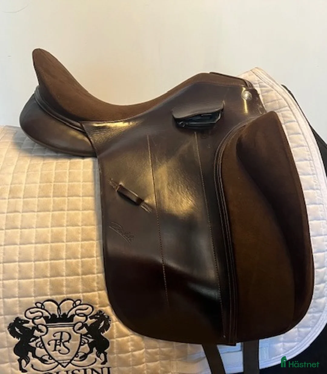 Sadlar hästutrustning till salu: Dressyrsadel Zaldi Magnum 16,5" - Annons 1