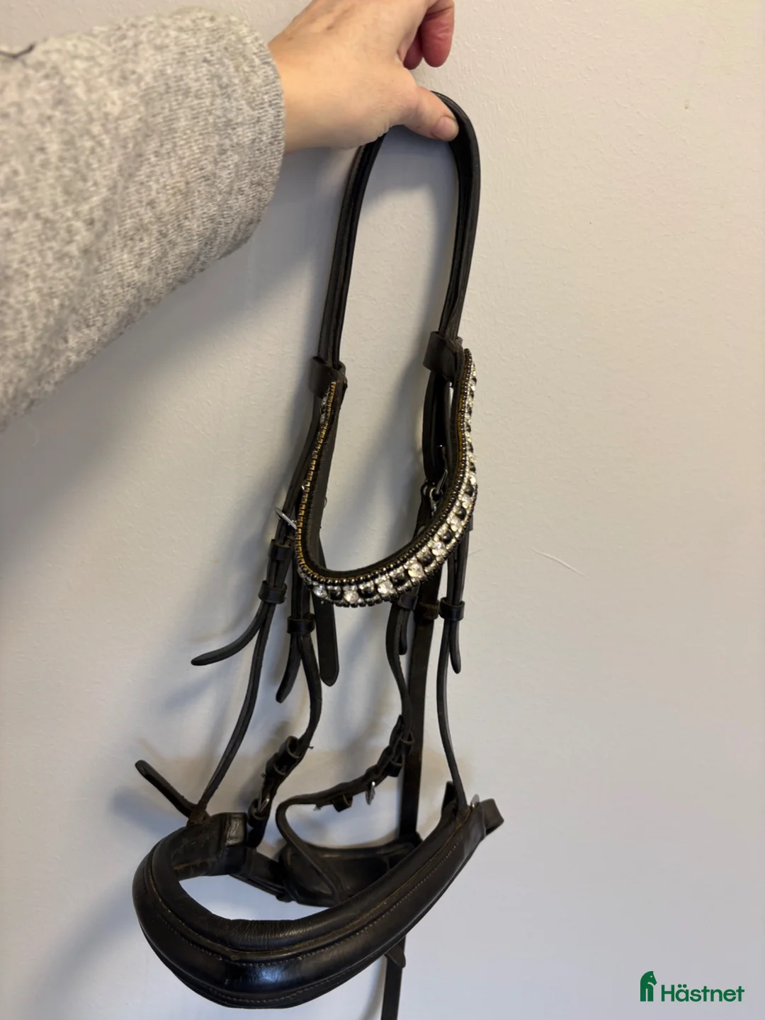 Träns hästutrustning till salu: Jättefint träns i bra skick - Annons 2