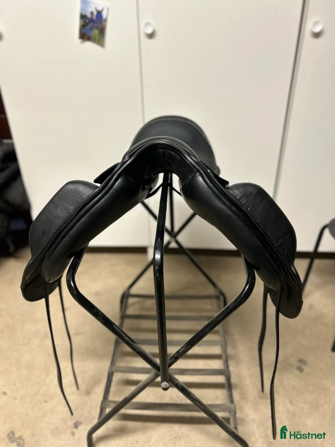 Sadlar hästutrustning till salu: Fantastiskt skön dressyrsadel i Sjuntorp - Annons 5