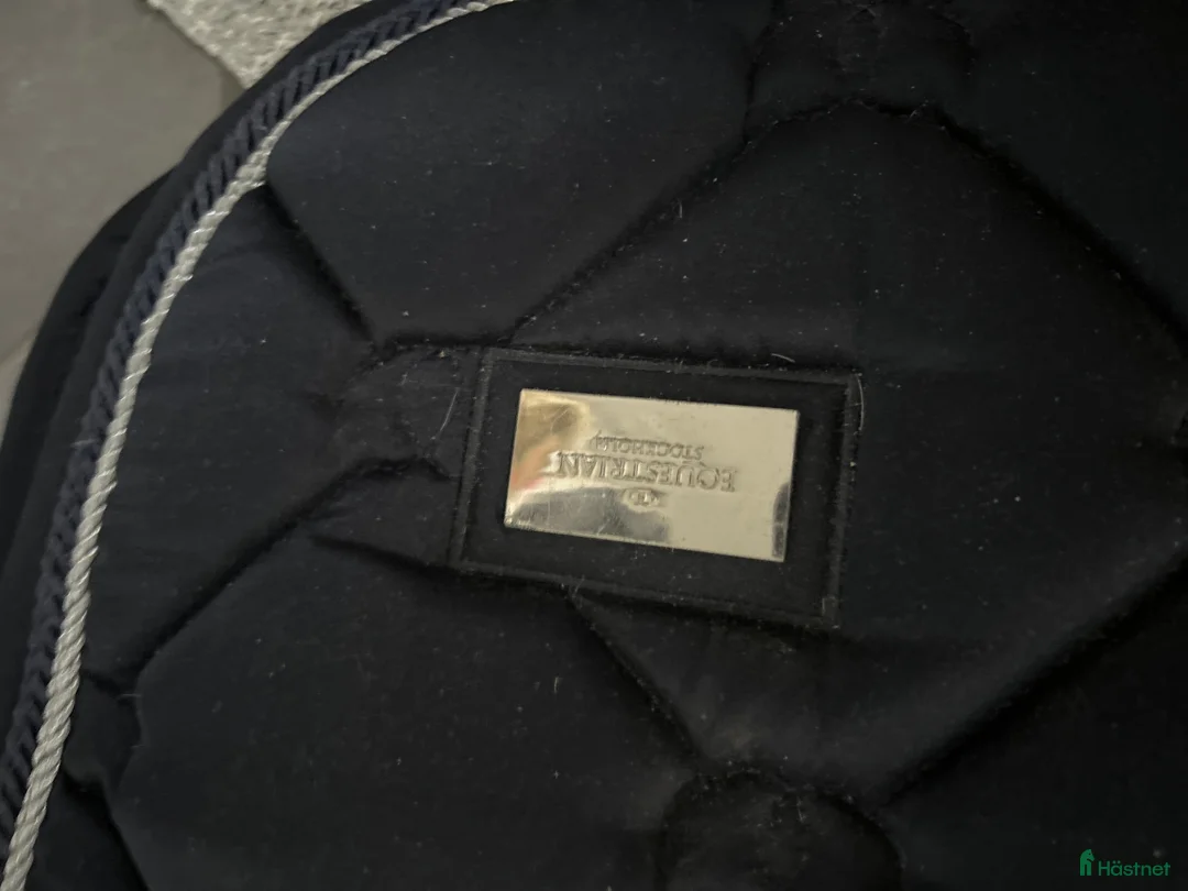 Schabrak & Vojlockar hästutrustning till salu: Dressyr schabrak från Equestrian Stockholm  i Bunkeflostrand - Annons 2