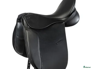 Sadlar hästutrustning till salu: Fin dressyrsadel 15,5 tum. Ett fynd! i Robertsfors - Annons 12