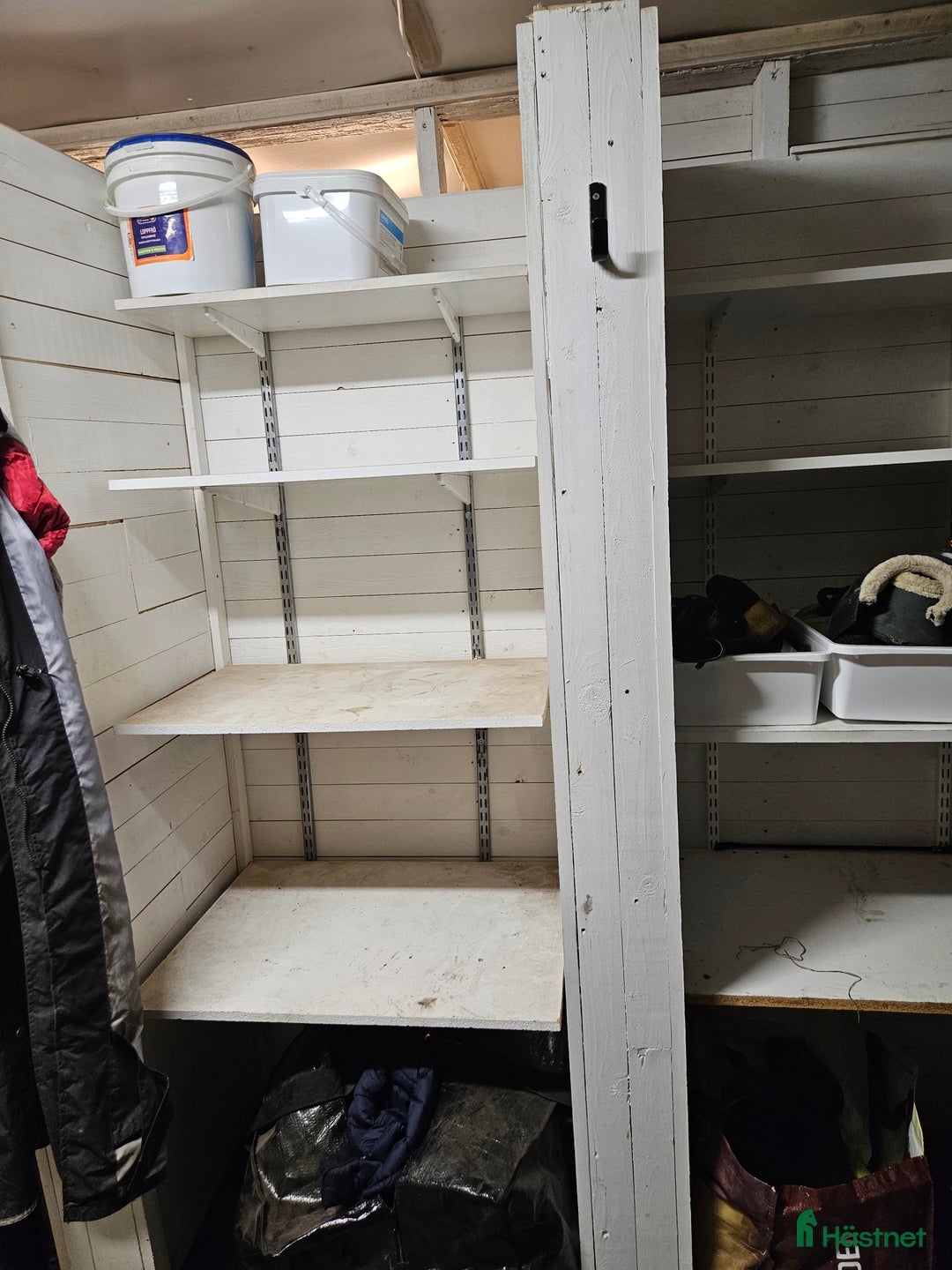  stallplats finnes: Ledig box i litet mysigt stall i Sandared - Annons 7