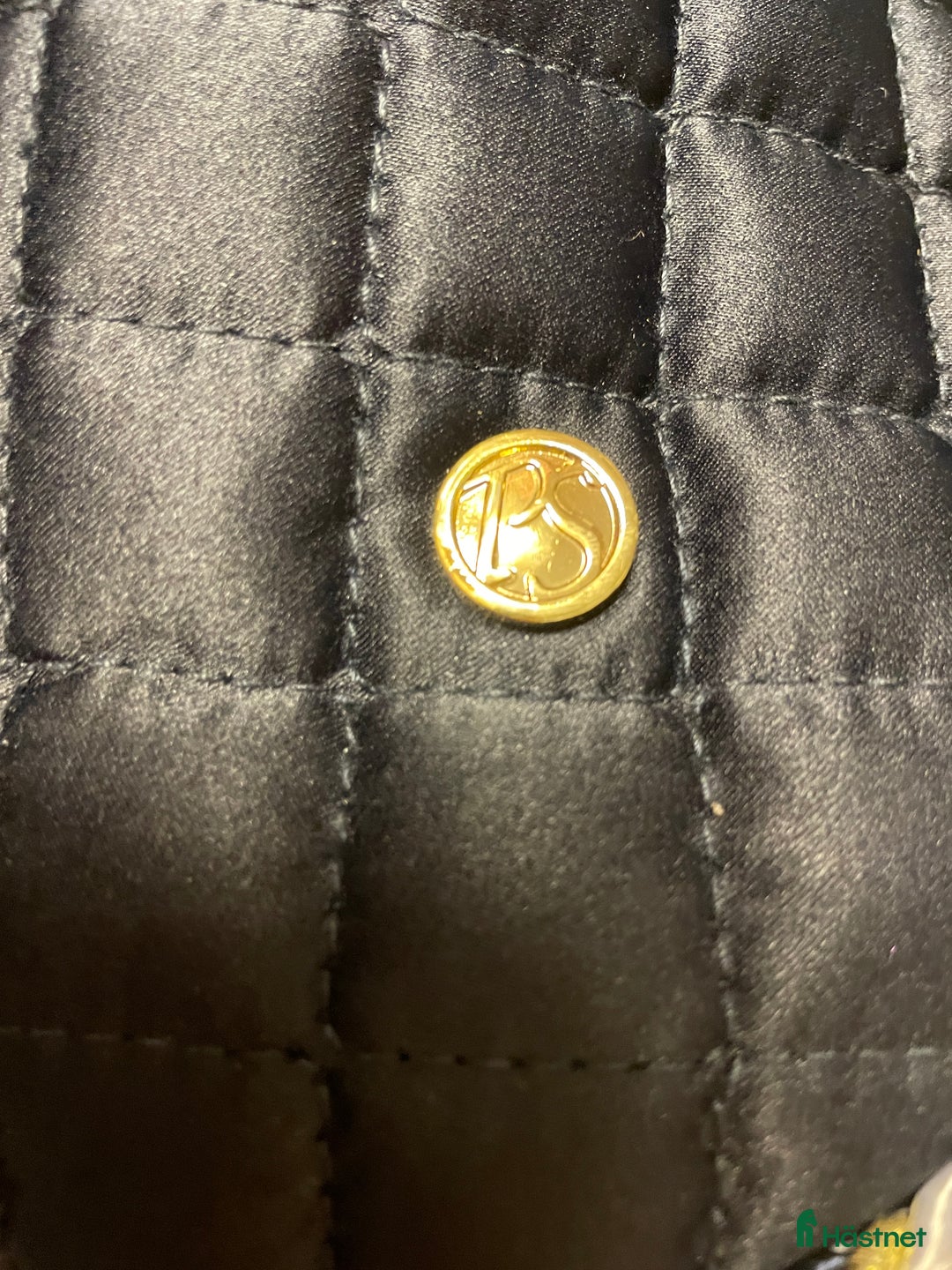 Täcken hästutrustning till salu: Nytt ländtäcke ps of sweden i Upplands Väsby - Annons 3